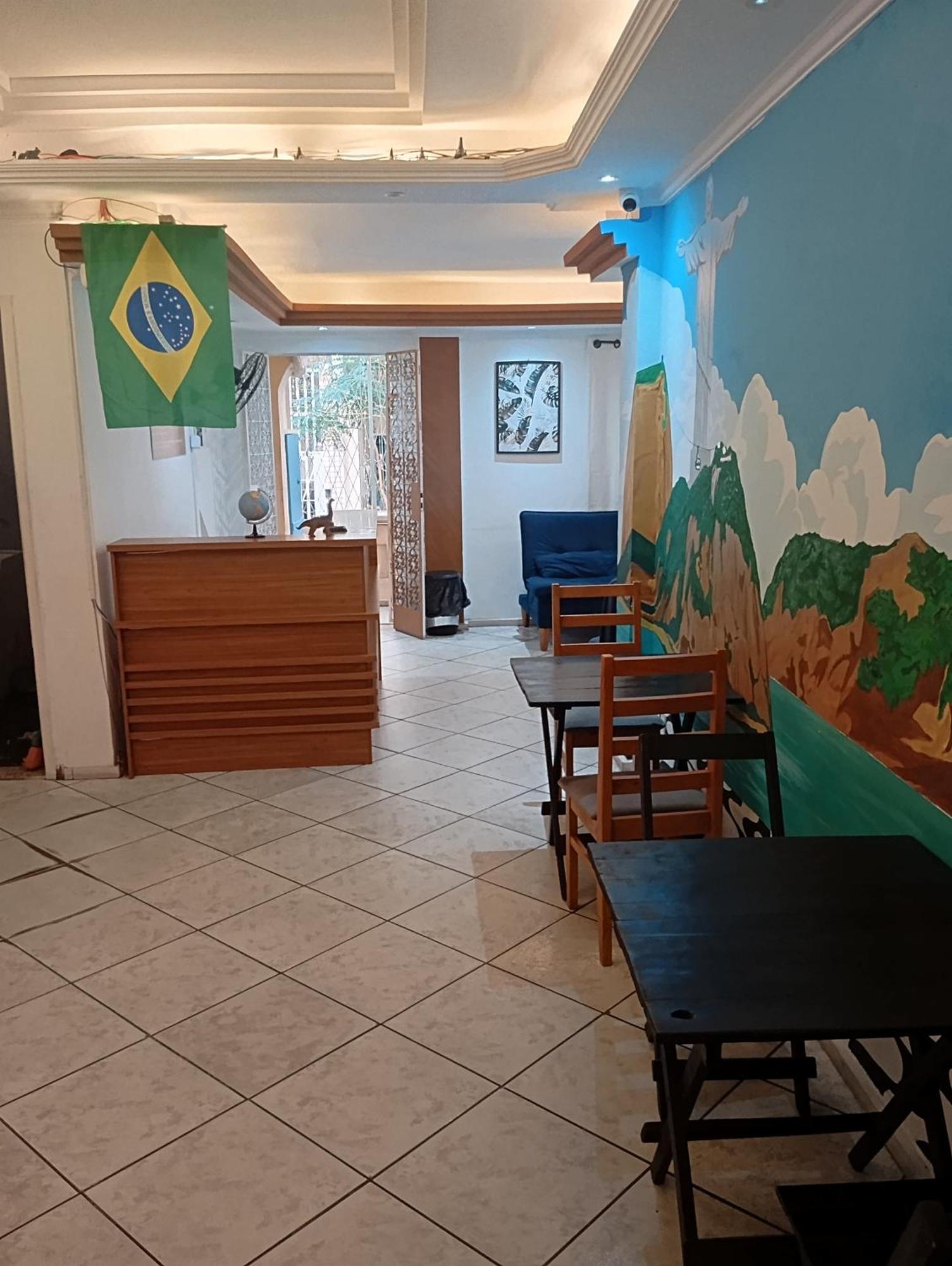 Em Copa Hostal *
